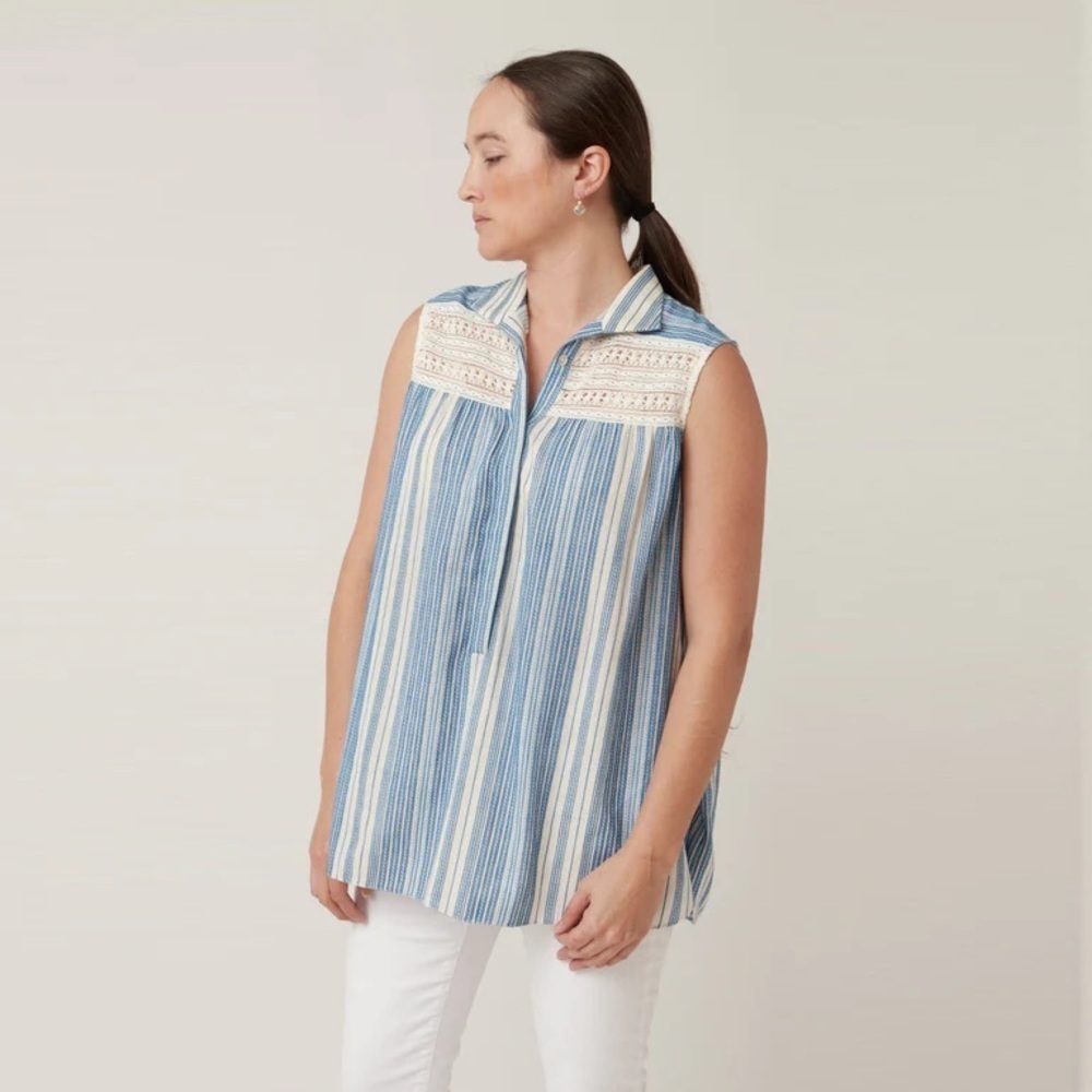 Megan Park ||‎ Rhea Crochet Yoke Steiped Sleeveless Top Blouse Blue 1 / US 6